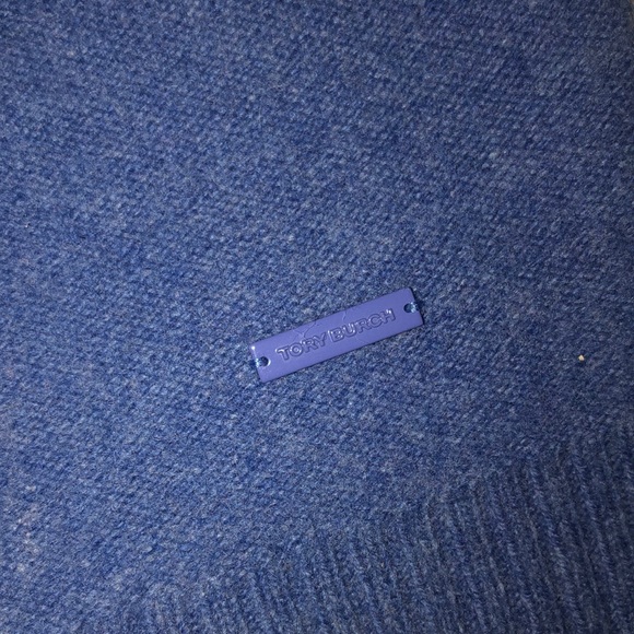 Tory Burch 100% Merino Wool Sweater - Picture 3 of 4